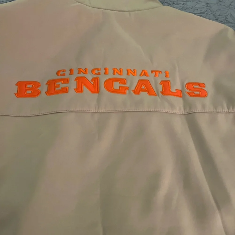 Cincinnati Bengals NFL Beige Tan Men’s impact coat size 2XL